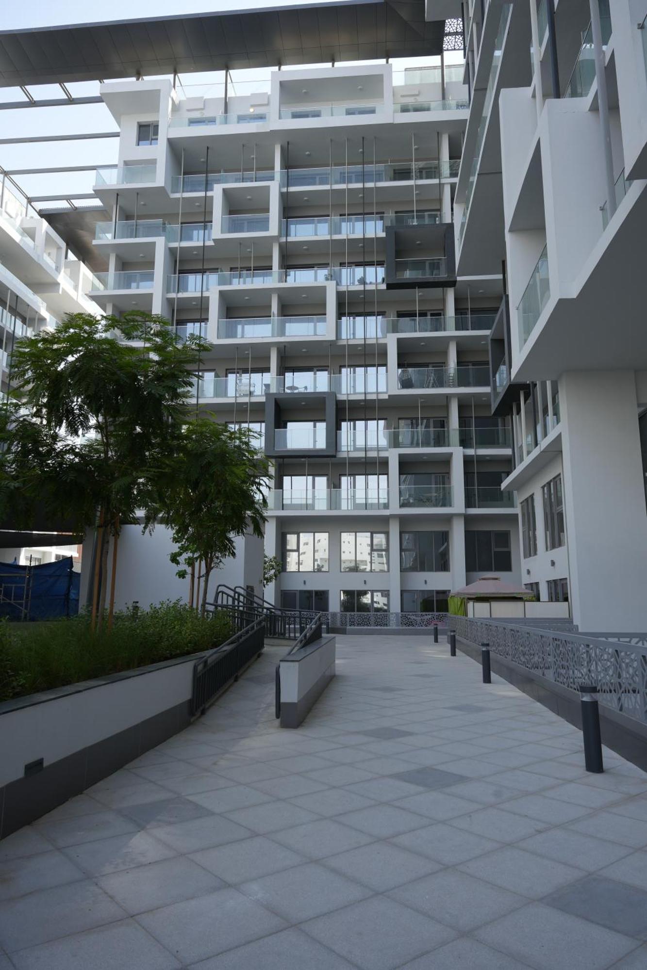 Poolside Charm Apartamento Abu Dhabi Exterior foto